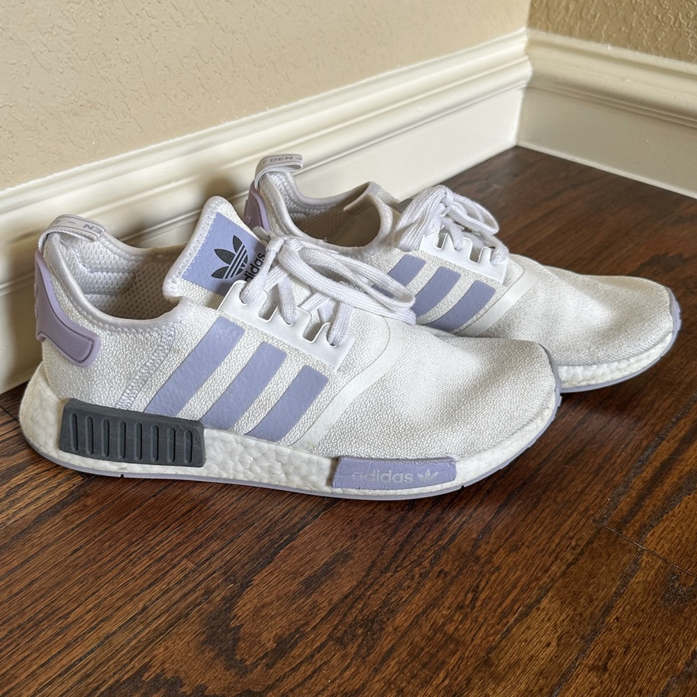 women’s adidas nmd - (10W)